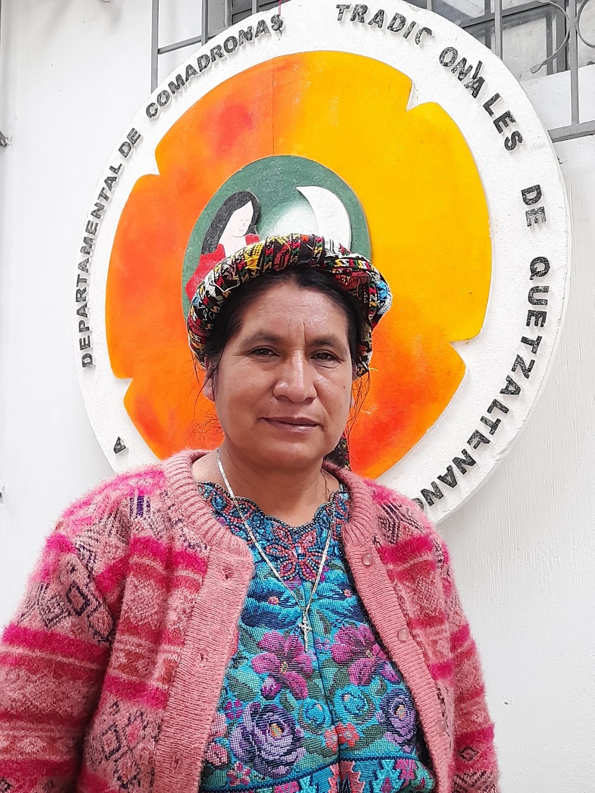  Santos Margarita Lucas es una de las fundadoras de la Coordinadora Departamental de Comadronas Tradicionales del suroccidente de Guatemala, esta organización aglomera a más de 700 parteras bilingües.  Foto: Mirna Alvarado 